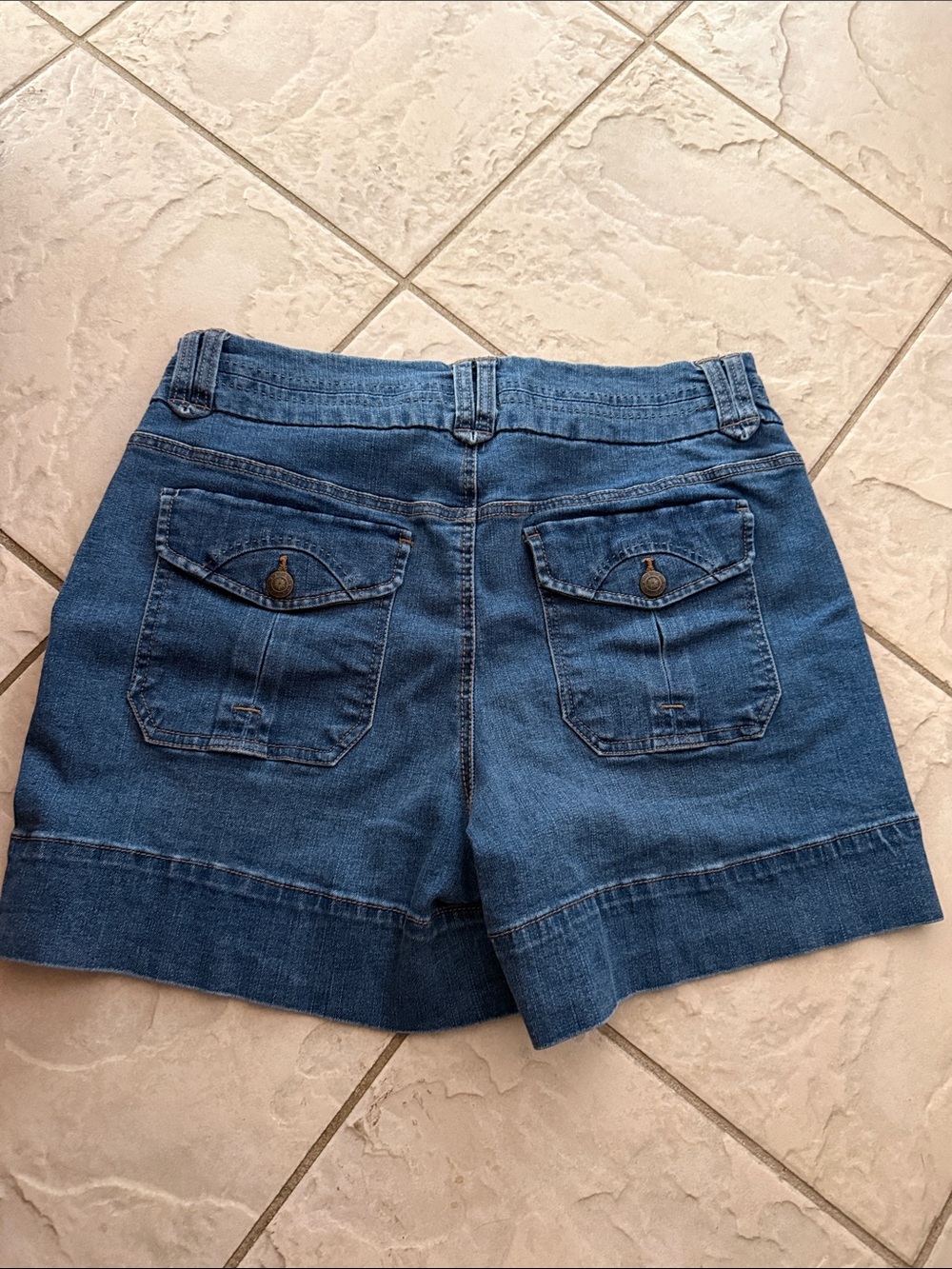 Dictionary Jean Shorts in Medium Blue - Women's Denim Shorts Size 10 - Picture 2 of 10